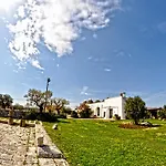 Masseria Rosa Trulli Relais 4* אלברובלו