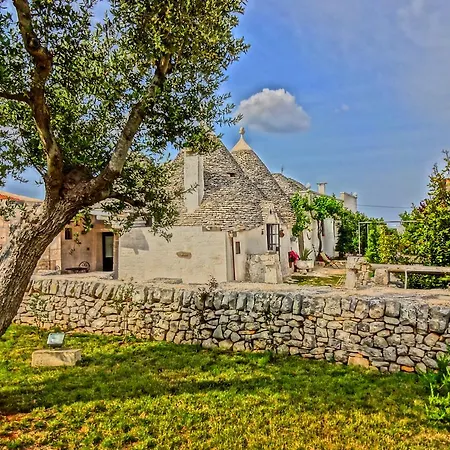 Nocleg ze śniadaniem Masseria Rosa Trulli Relais 4*