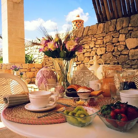 Masseria Rosa Trulli Relais Bed & Breakfast Alberobello