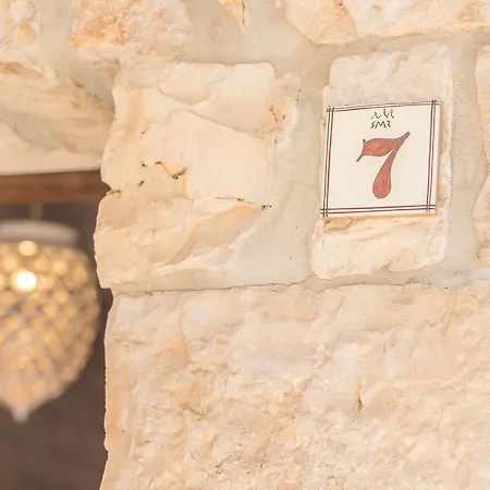 Masseria Rosa Trulli Relais אלברובלו