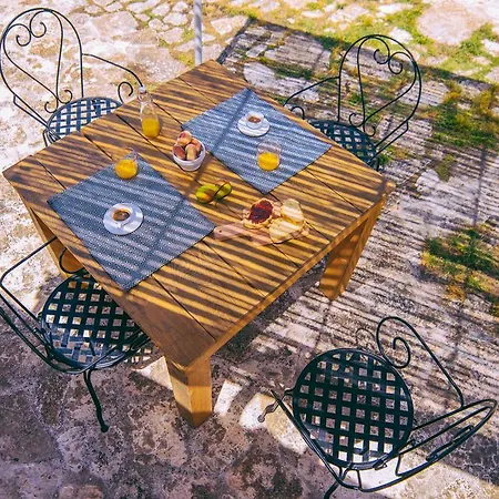 Masseria Rosa Trulli Relais 4* Alberobello