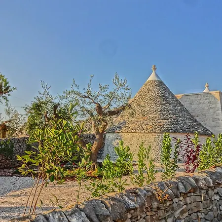 Masseria Rosa Trulli Relais Nocleg ze śniadaniem 4*