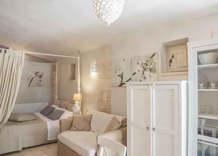 Couette-café Masseria Rosa Trulli Relais 4*