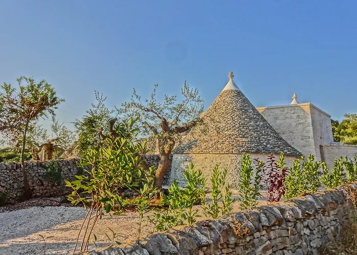 Masseria Rosa Trulli Relais Couette-café 4*