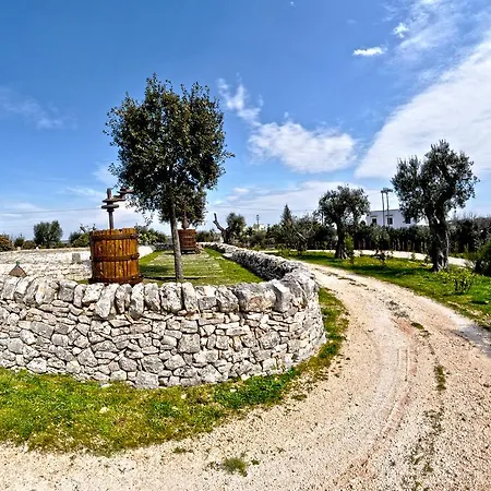Bed & Breakfast Masseria Rosa Trulli Relais 4*