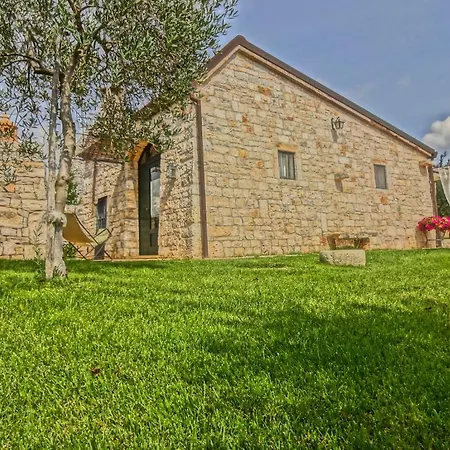Masseria Rosa Trulli Relais 4*
