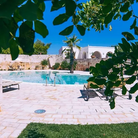 Frühstückspension Masseria Rosa Trulli Relais 4*
