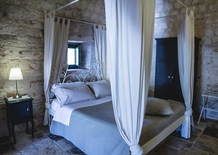 Masseria Rosa Trulli Relais Bed & Breakfast 4*